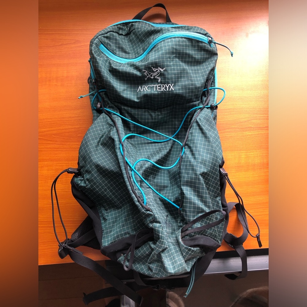 Arc'teryx Aerios 15L Backpack